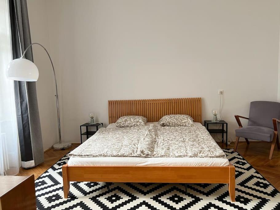 Authentic Buda Home Budapest Bagian luar foto