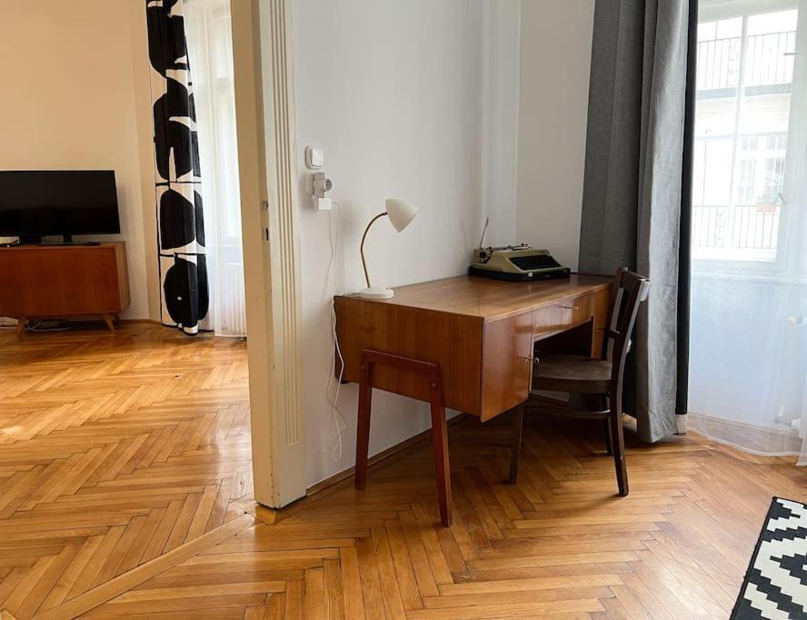 Authentic Buda Home Budapest Bagian luar foto